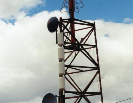 [The completed DTV antenna]