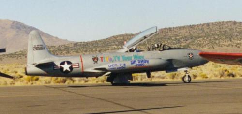 [T33 trainer and pace plane]