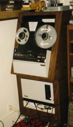 [Picture of an Ampex VPR-2B]